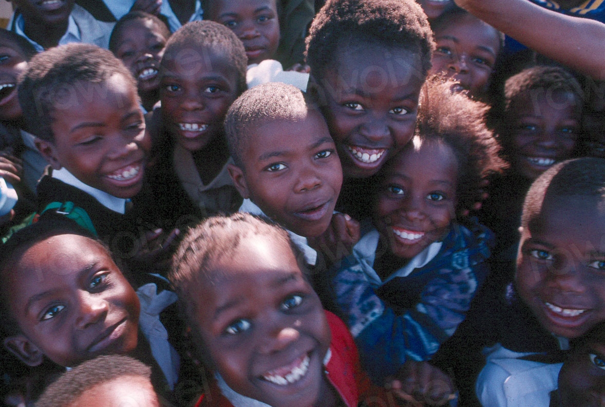 South African children huddled together